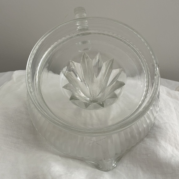 Antique Glass Juicer - Picture 5 of 5